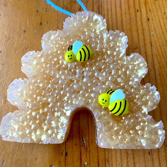 Bee & Honeycomb car freshie
